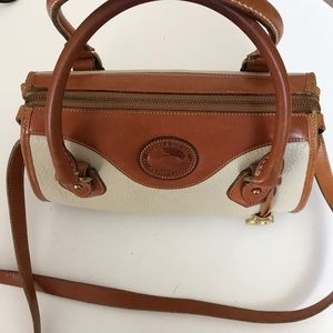 Dooney& Bourke vintage classic satchel/ crossbody